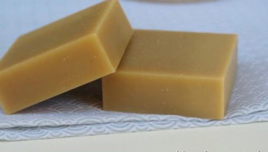 夸张的泡沫只为吸引日化助剂消泡剂的眼光