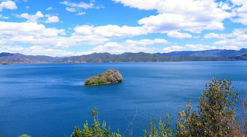 污水起泡要命？快问问水处理消泡剂怎么解决